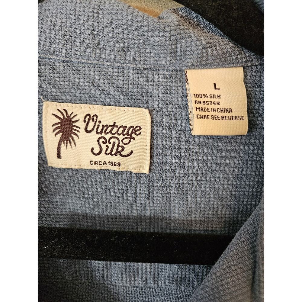 Vintage Silk Men's Woven Silk Grey Blue Short Sleeve Button-Up Shirt size L - Picture 2 of 7